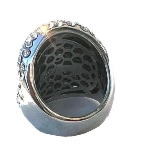 Joan Boyce Jewelry Sparkly Crystal Rhinestones Statement Cocktail Ring - Picture 5 of 5